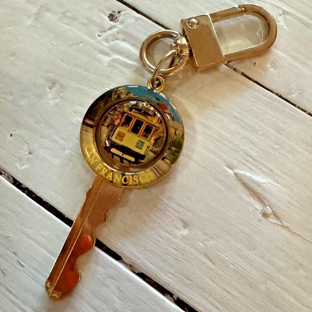 San Francisco Keychain Key‎ Ring Charm Fob